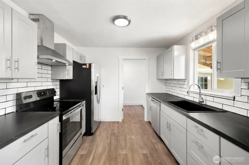 Property photo for 1900 W 5th Street, Aberdeen photo 10