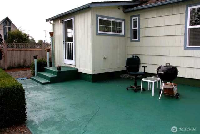 Property photo for 6439 S Clement Avenue, Tacoma photo 2