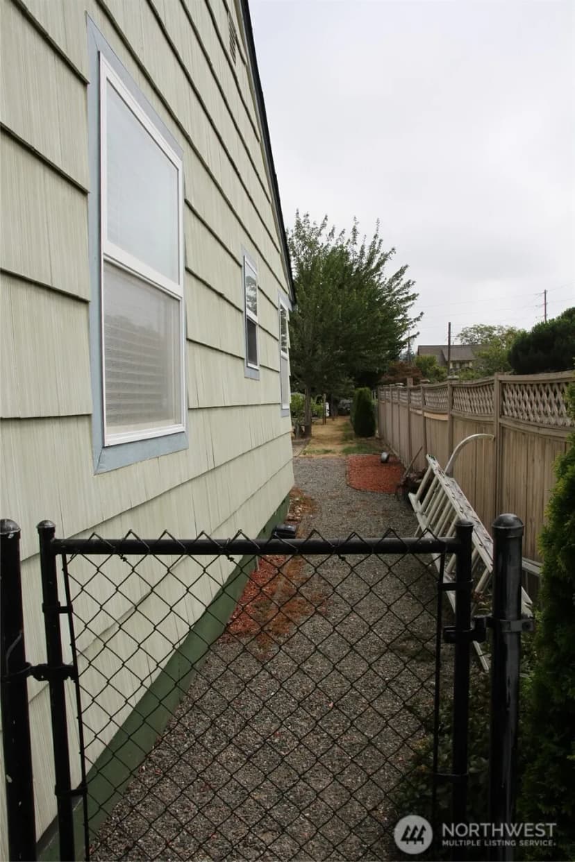 Property photo for 6439 S Clement Avenue, Tacoma photo 4