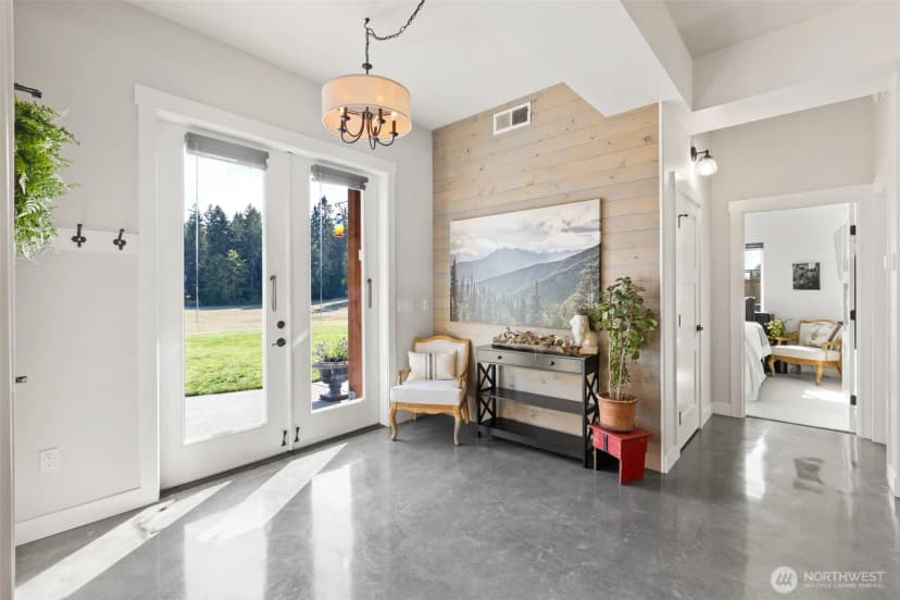 Property photo for 135 Edgington Drive, Sequim photo 7