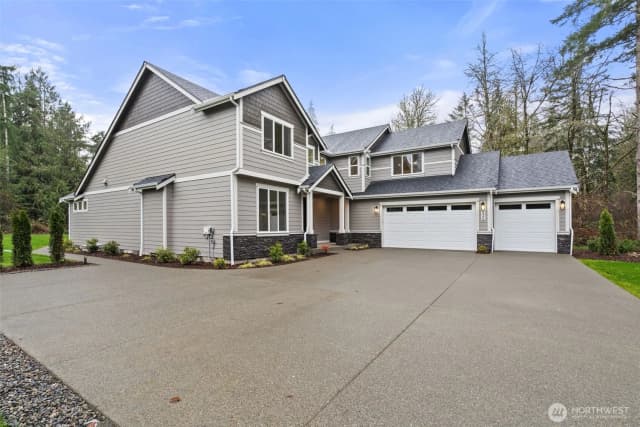 Property photo for 3445 107th Avenue Se, Olympia photo 2