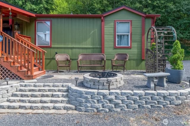 Property photo for 1463 Ferrier Road, Winlock photo 3
