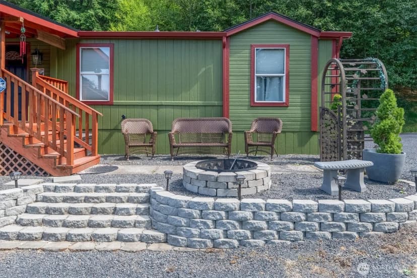 Property photo for 1463 Ferrier Road, Winlock photo 3