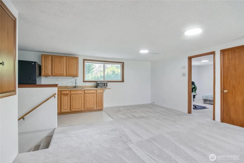 Property photo for 6902 Mount Tacoma Drive Sw, Lakewood photo 27