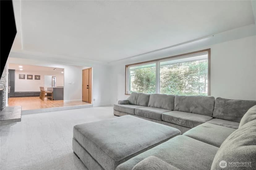 Property photo for 6902 Mount Tacoma Drive Sw, Lakewood photo 13