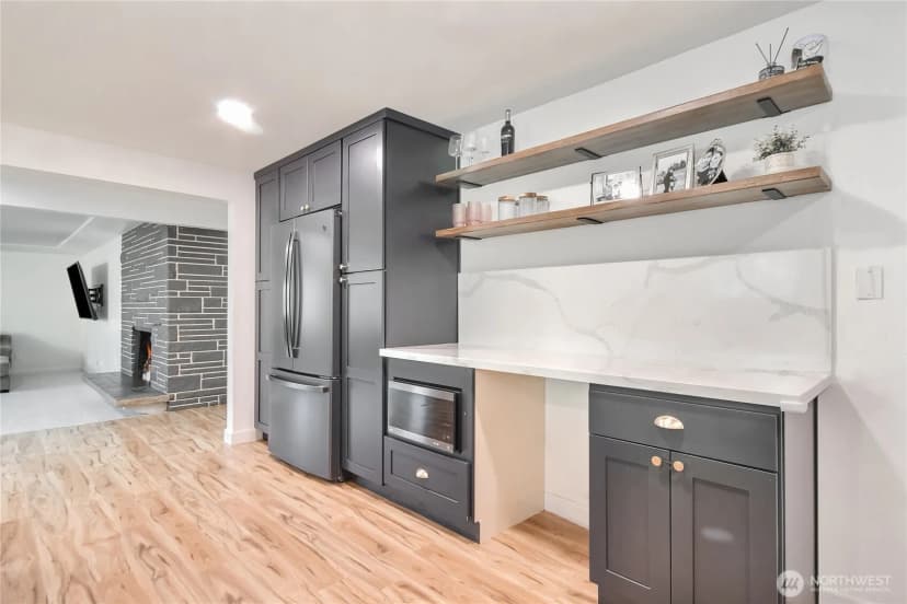 Property photo for 6902 Mount Tacoma Drive Sw, Lakewood photo 20