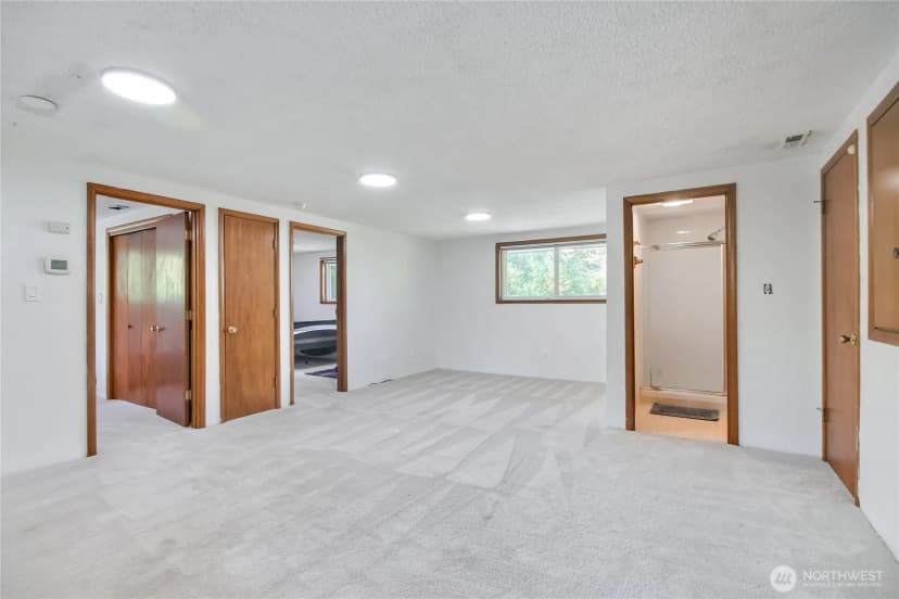 Property photo for 6902 Mount Tacoma Drive Sw, Lakewood photo 30