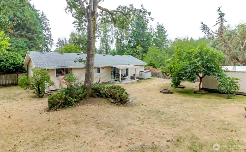 Property photo for 9611 112th Street Sw, Lakewood photo 25