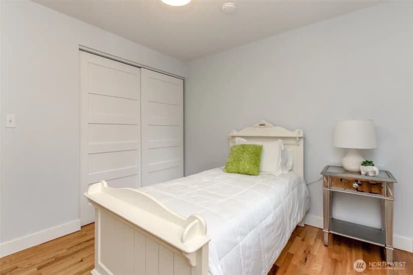 Property photo for 9611 112th Street Sw, Lakewood photo 17