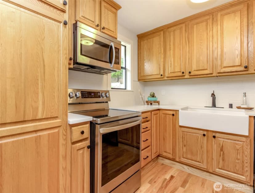 Property photo for 9611 112th Street Sw, Lakewood photo 9