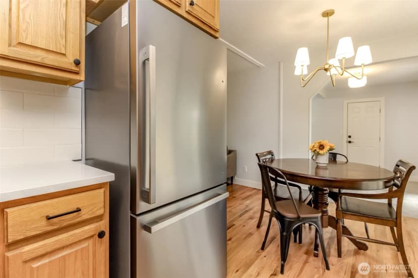 Property photo for 9611 112th Street Sw, Lakewood photo 11