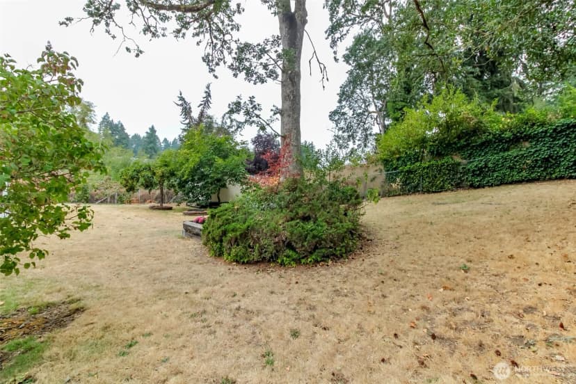 Property photo for 9611 112th Street Sw, Lakewood photo 24