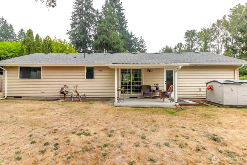 Property photo for 9611 112th Street Sw, Lakewood photo 23