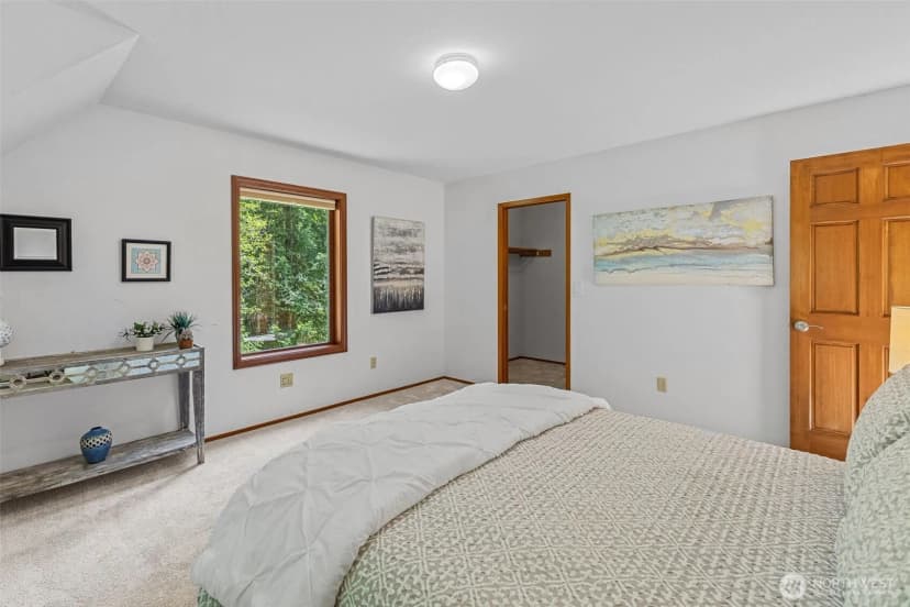 Property photo for 6604 282nd Avenue S, Issaquah photo 28