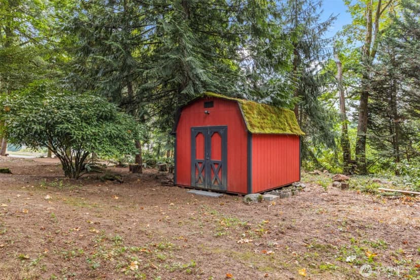 Property photo for 18112 Ne 191st Street, Woodinville photo 36