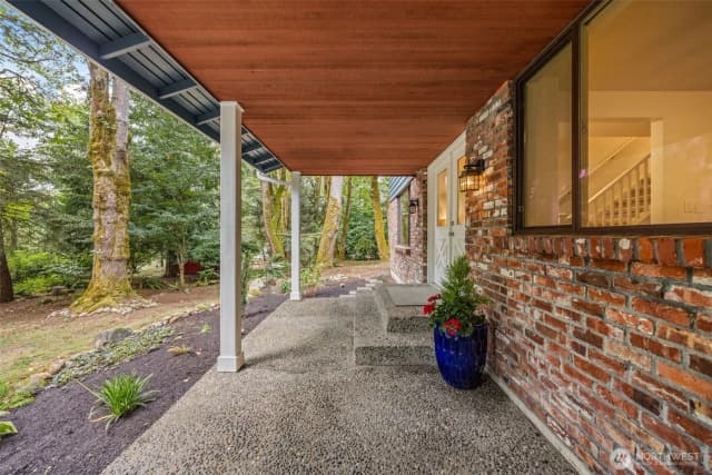 Property photo for 18112 Ne 191st Street, Woodinville photo 3