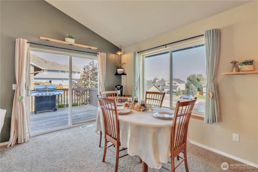 Property photo for 570 Saddle Rock Loop, Wenatchee photo 7