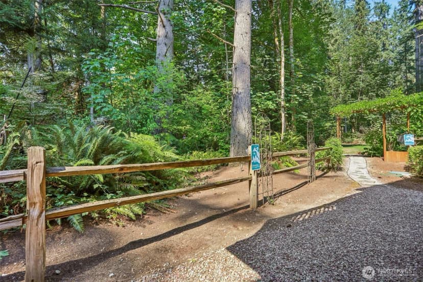 Property photo for 14323 196th Court Ne, Woodinville photo 27