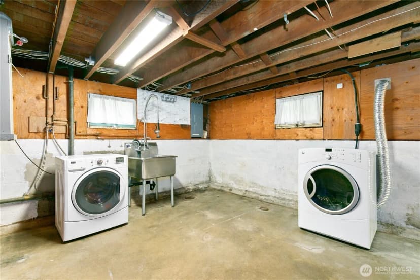 Property photo for 9052 Evanston Avenue N, Seattle photo 22