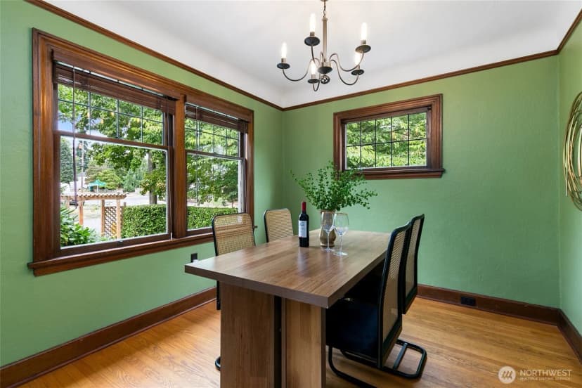 Property photo for 9052 Evanston Avenue N, Seattle photo 8