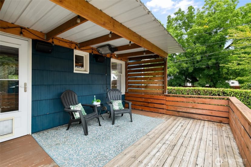 Property photo for 9052 Evanston Avenue N, Seattle photo 23