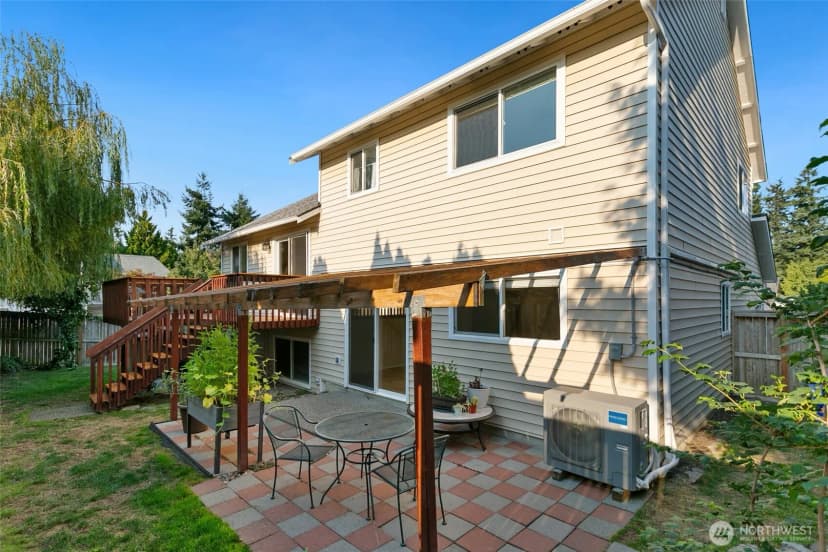 Property photo for 5804 11th Avenue W, Everett photo 18