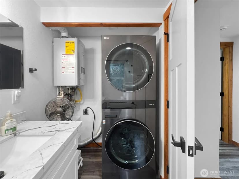 Property photo for 31012 554th Street E, Ashford photo 15