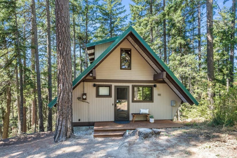 Property photo for 1111 Highland Loop, Ronald