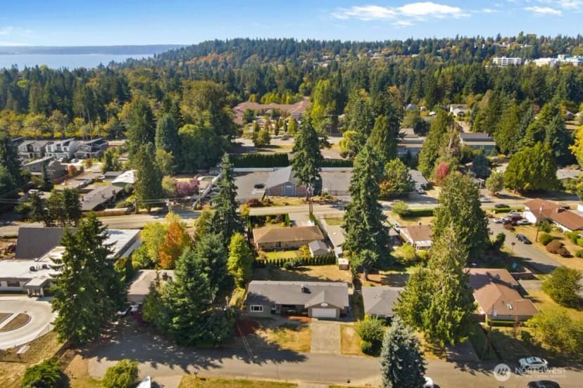 Property photo for 16717 2nd Place S, Burien photo 38