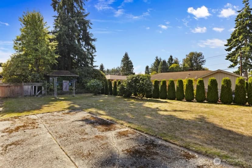 Property photo for 16717 2nd Place S, Burien photo 35