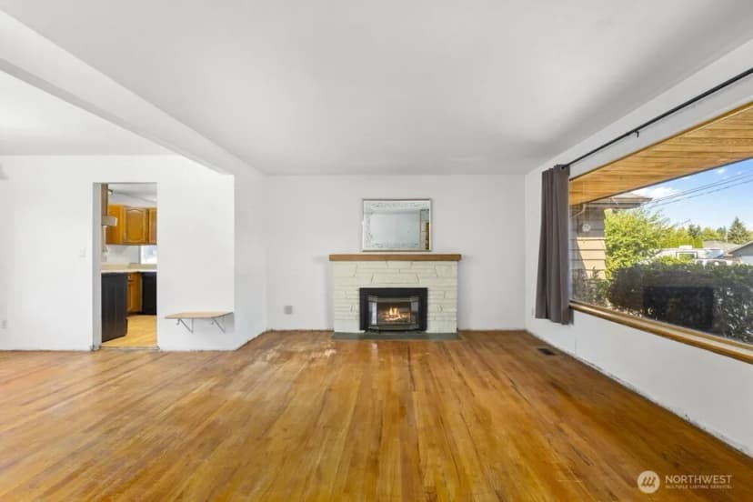 Property photo for 16717 2nd Place S, Burien photo 5