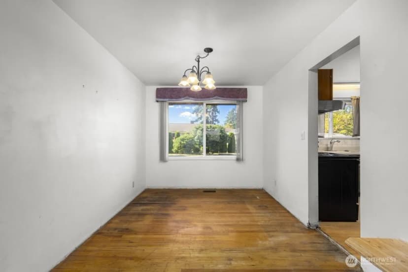 Property photo for 16717 2nd Place S, Burien photo 11