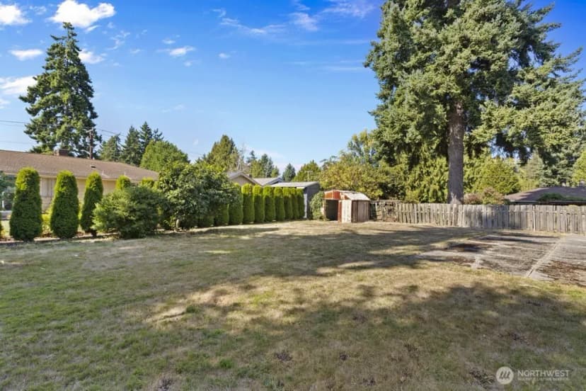 Property photo for 16717 2nd Place S, Burien photo 34