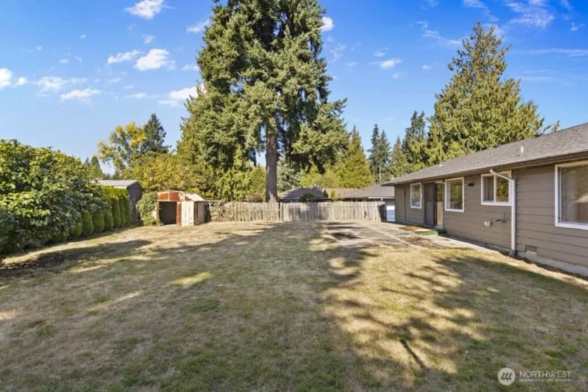 Property photo for 16717 2nd Place S, Burien photo 33
