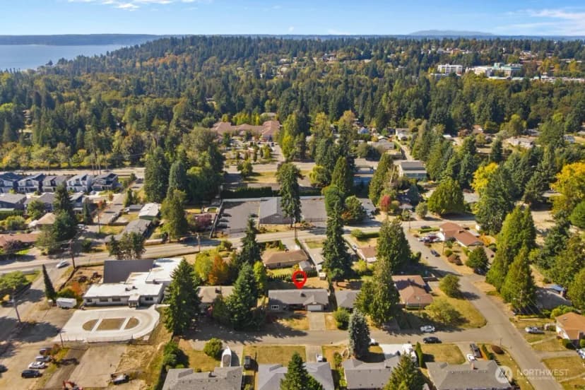 Property photo for 16717 2nd Place S, Burien photo 37