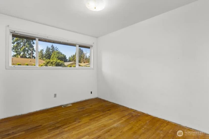 Property photo for 16717 2nd Place S, Burien photo 25