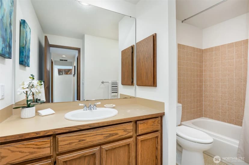 Property photo for 6555 159th Avenue Ne, Redmond photo 17