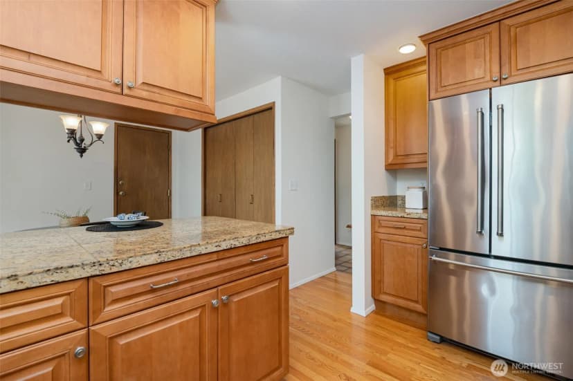 Property photo for 6555 159th Avenue Ne, Redmond photo 11