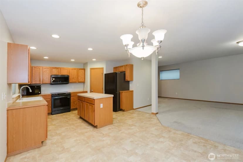 Property photo for 3835 Earendale Avenue, Bremerton photo 9
