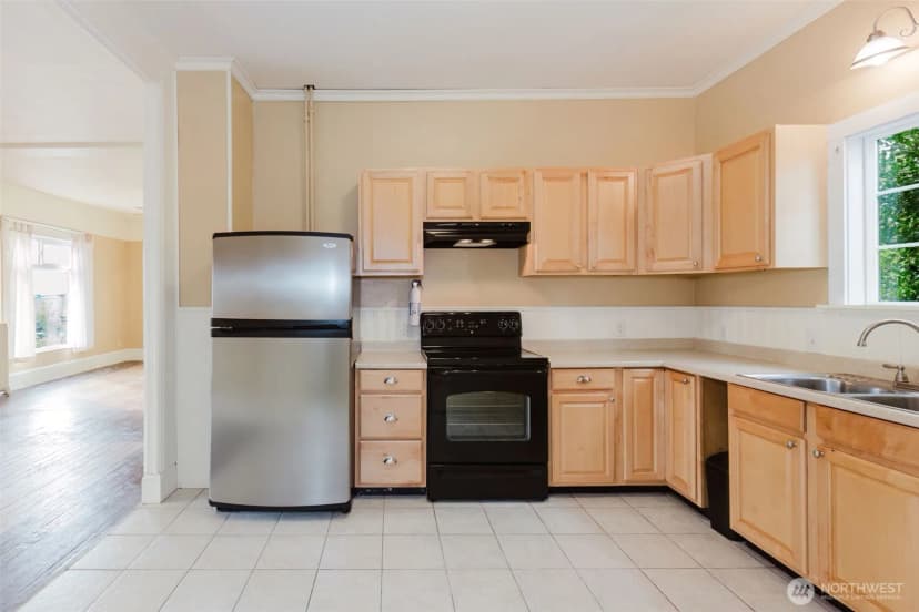 Property photo for 1404 S Burwell Street, Bremerton photo 10