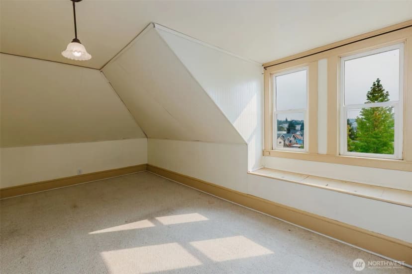 Property photo for 1404 S Burwell Street, Bremerton photo 16