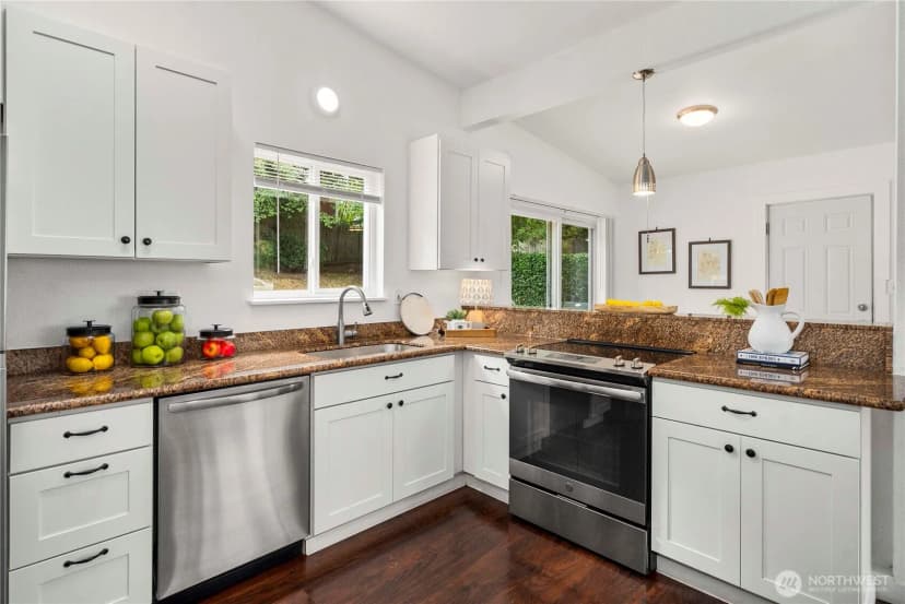 Property photo for 32814 28th Avenue Sw, Federal Way photo 10