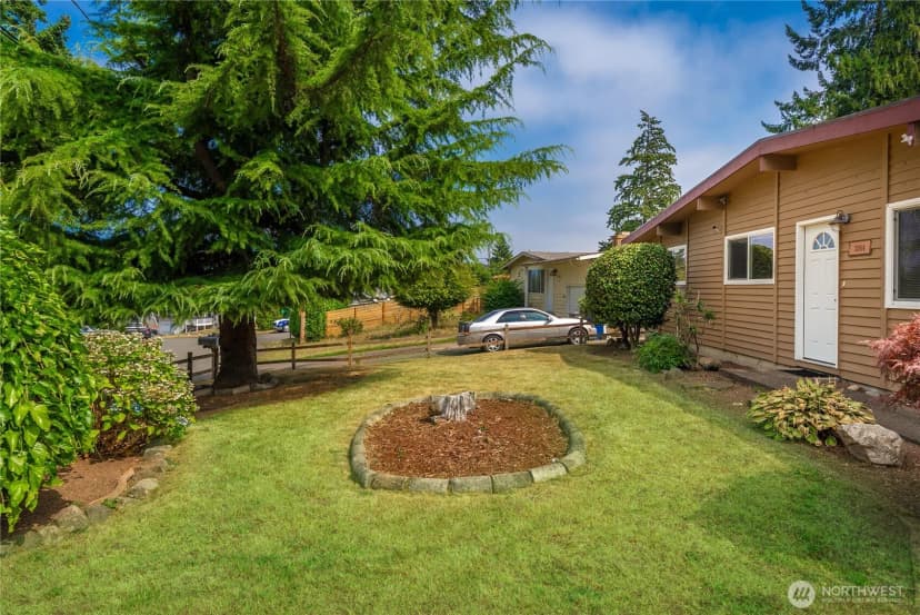 Property photo for 32814 28th Avenue Sw, Federal Way photo 2