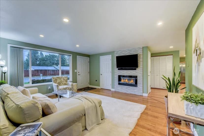 Property photo for 8819 123 Avenue Se, Newcastle photo 5