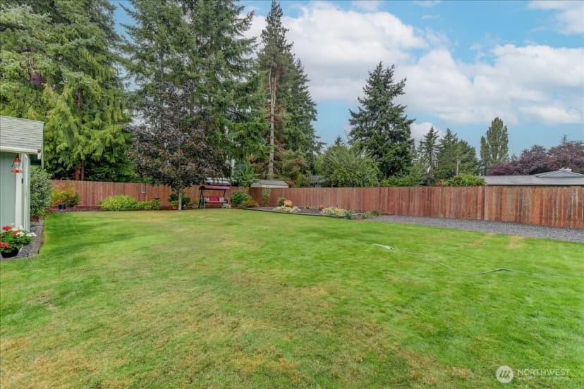 Property photo for 8819 123 Avenue Se, Newcastle photo 19