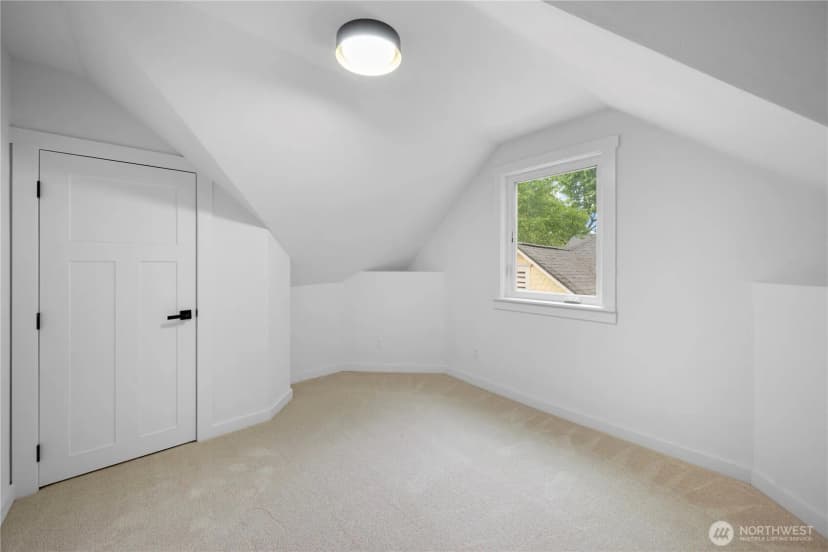 Property photo for 118 16th Avenue, Seattle photo 20
