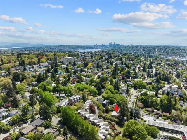 Property photo for 130 Nw 56th Street, Seattle photo 4