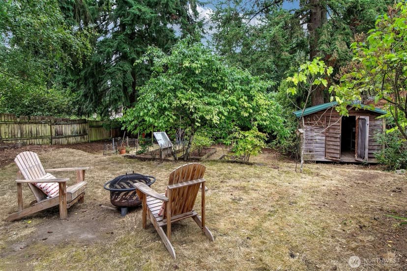Property photo for 13753 Ashworth Avenue N, Seattle photo 16