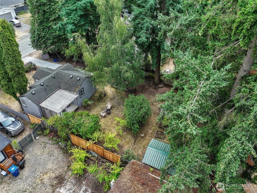Property photo for 13753 Ashworth Avenue N, Seattle photo 27