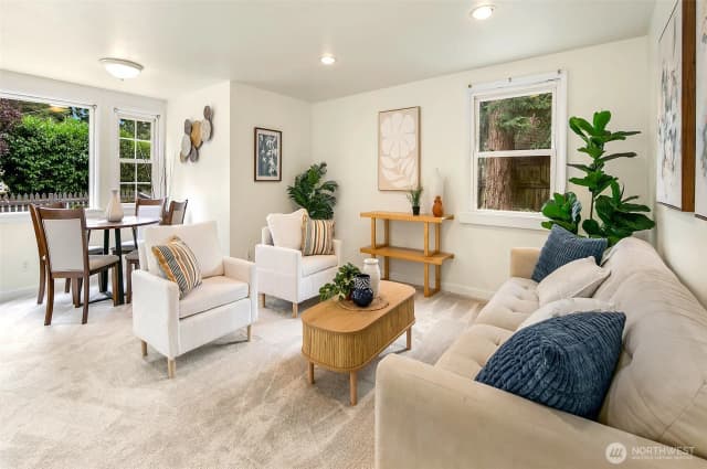 Property photo for 13753 Ashworth Avenue N, Seattle photo 4